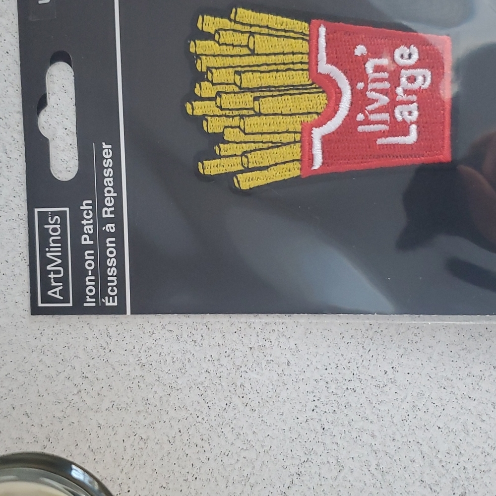 ARTMINDS IRON-ON PATCH - Picture 4 of 4